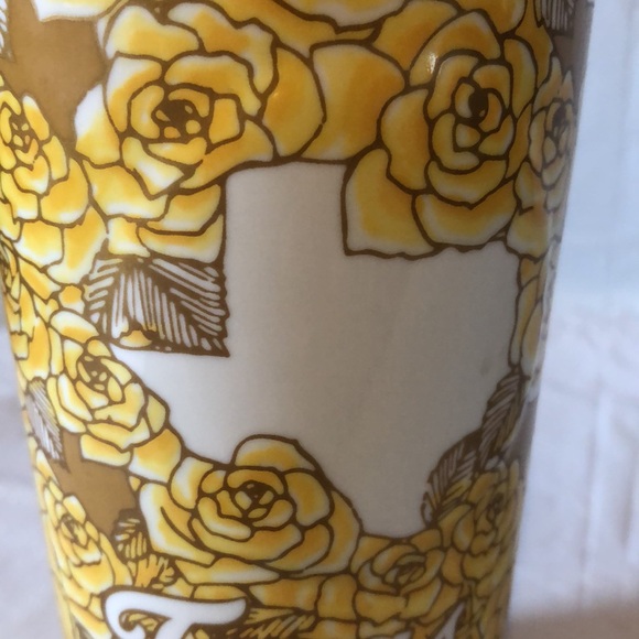 Starbucks Yellow rose of Texas porcelain 12 oz hot or cold beverage cup New 2021 - Picture 9 of 9